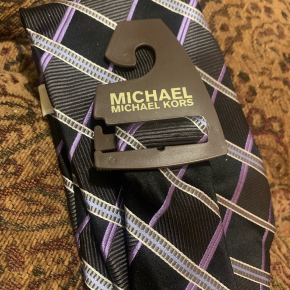 Michael Kors Tie - Picture 10 of 11